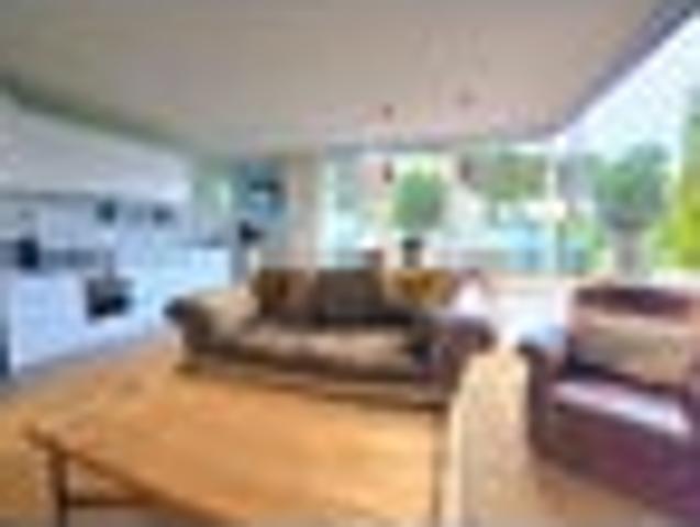 House for rent in Chaslands, Canterbury