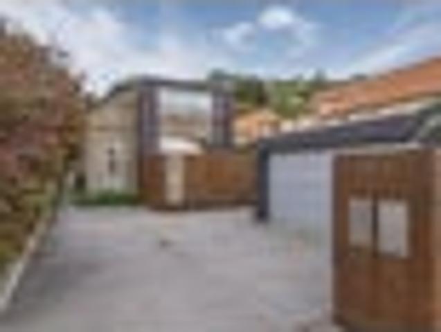 Apartment for rent in Chaslands, Canterbury