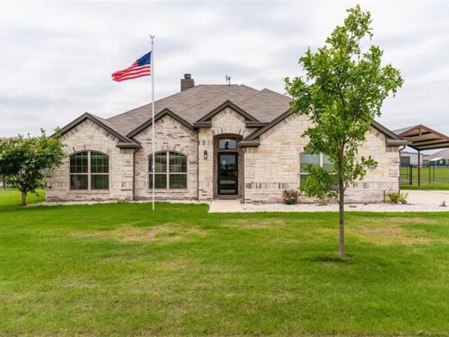 House for sale in Venus, Texas