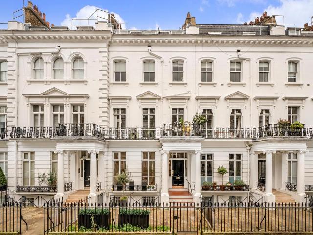 Apartment for rent in Brompton, Greater London