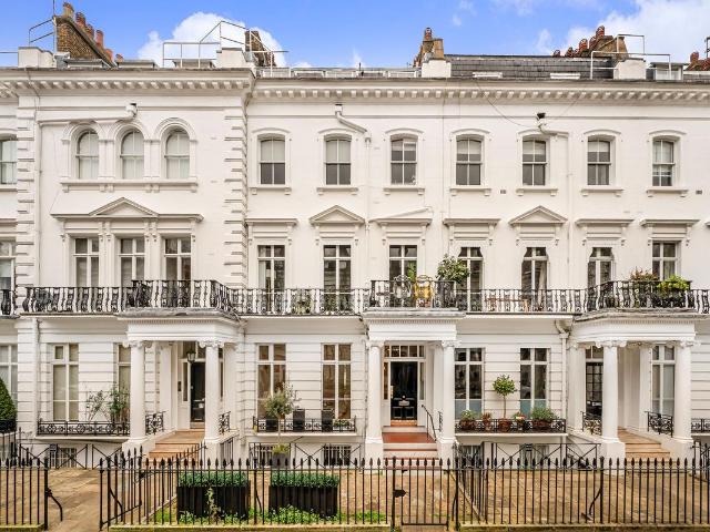 Apartment for rent in Brompton, Greater London