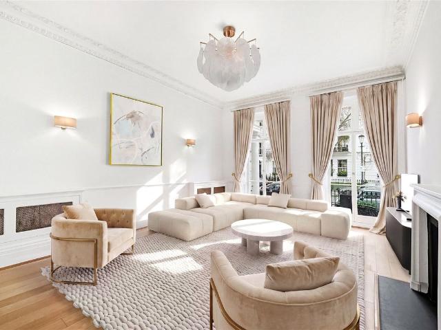 Apartment for rent in Brompton, Greater London