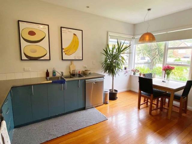 House for rent in Chaslands, Canterbury