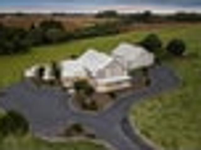 House for sale in Awhitu