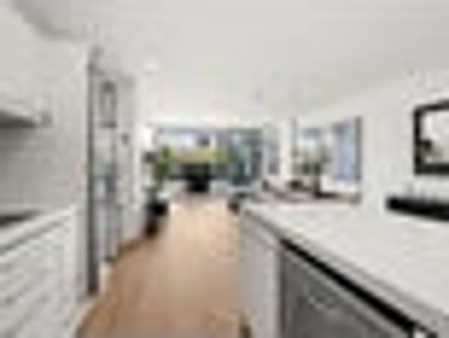 Apartment for sale in Takapuna
