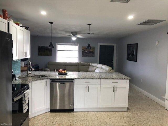 House for sale in Bonita Springs