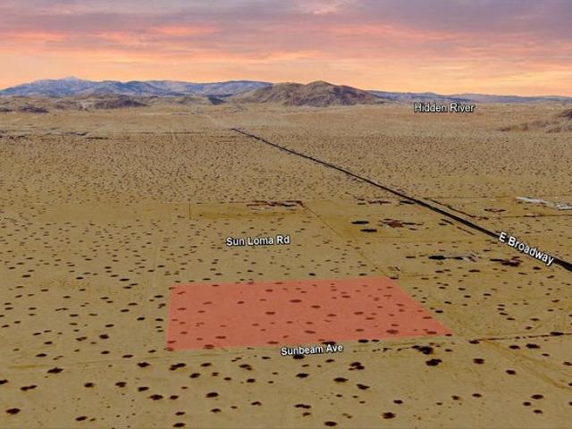 Land for sale in Joshua Tree, California