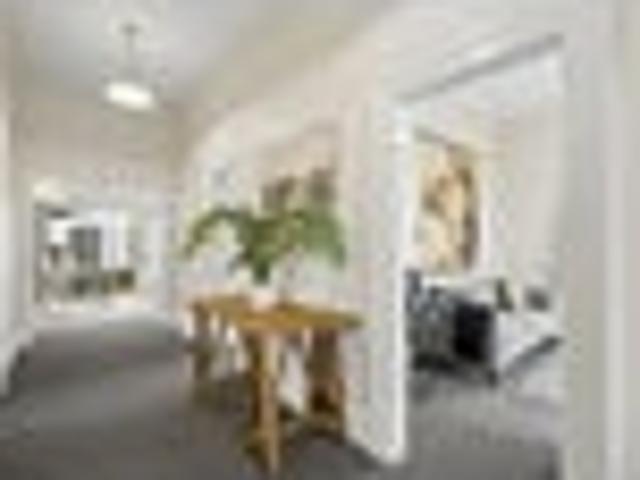 House for sale in Otakou