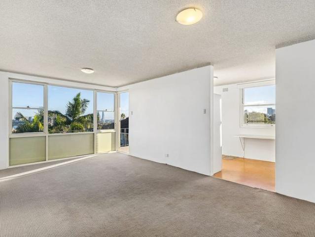 Apartment for rent in Lower North Shore, Sydney
