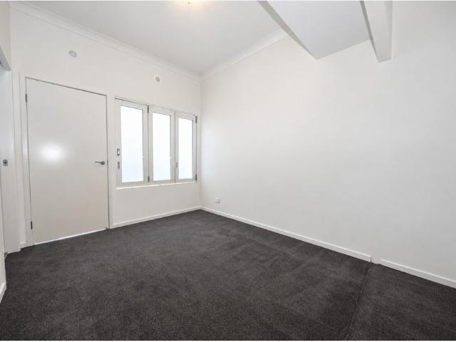 Apartment for rent in Biggera Waters, Gold Coast City