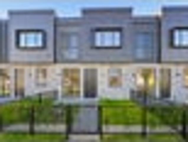 Townhouse for sale in Paremoremo, Oroua County