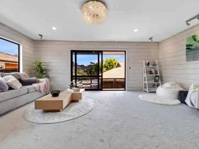 House for rent in Howick, Oroua County