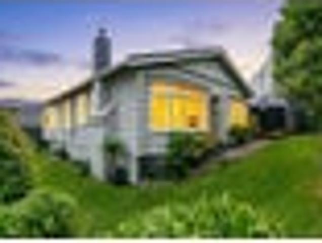 House for sale in Kowhai Park, Wellington