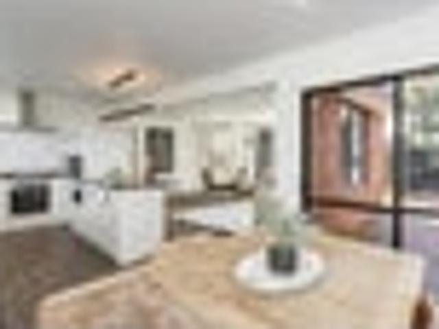 House for sale in Chaslands, Canterbury