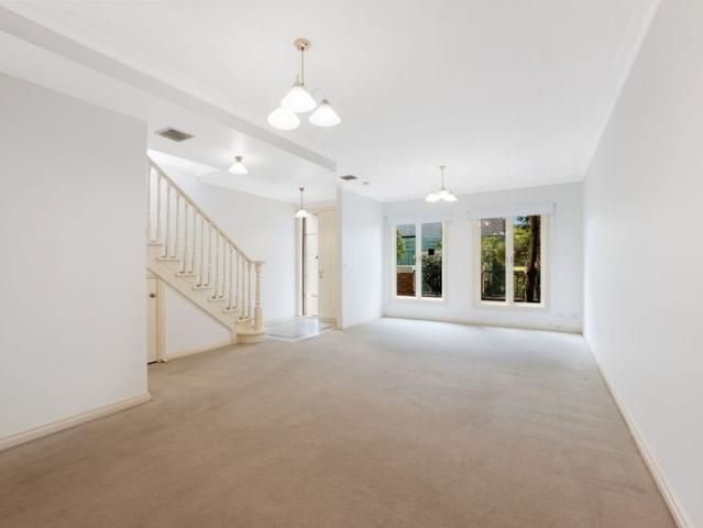 Townhouse for rent in Camerons Creek, Victoria