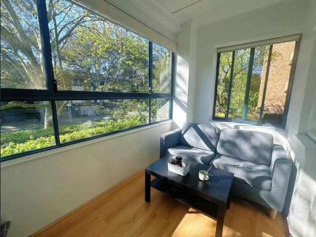 Apartment for rent in Lower North Shore, Sydney