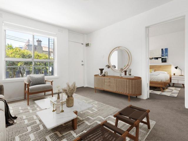 Apartment for rent in St Kilda, Melbourne