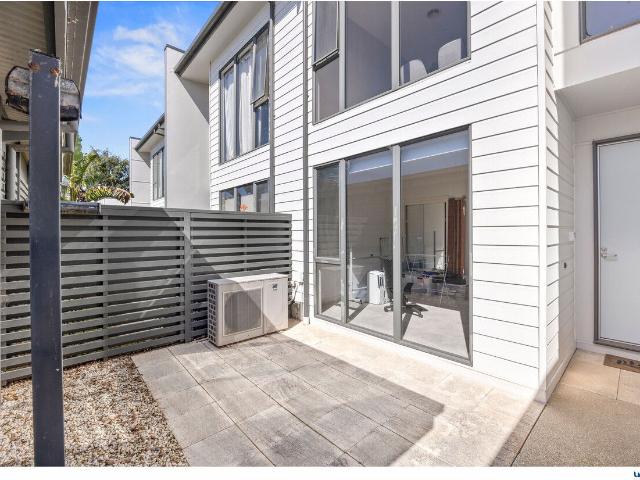 Townhouse for sale in Torquay, Victoria