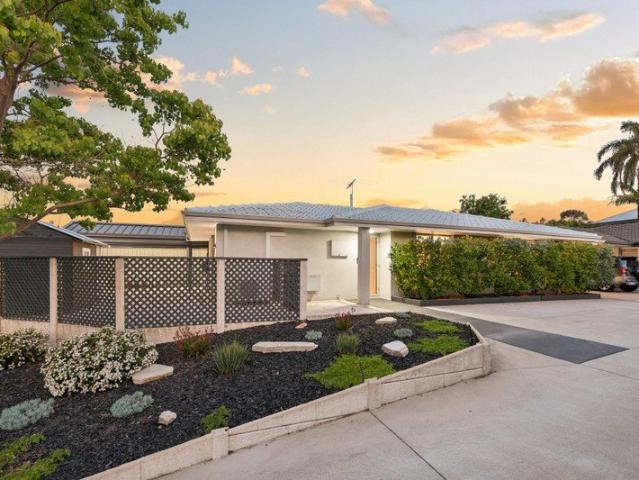 House for sale in Carine, City of Stirling