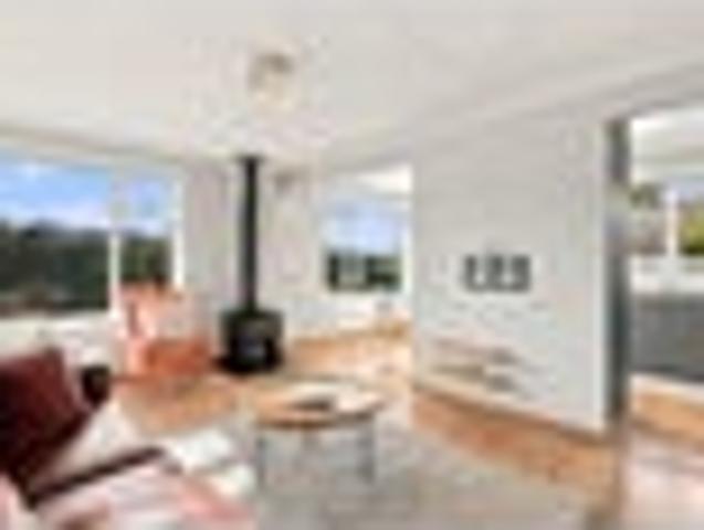 House for sale in Otakou