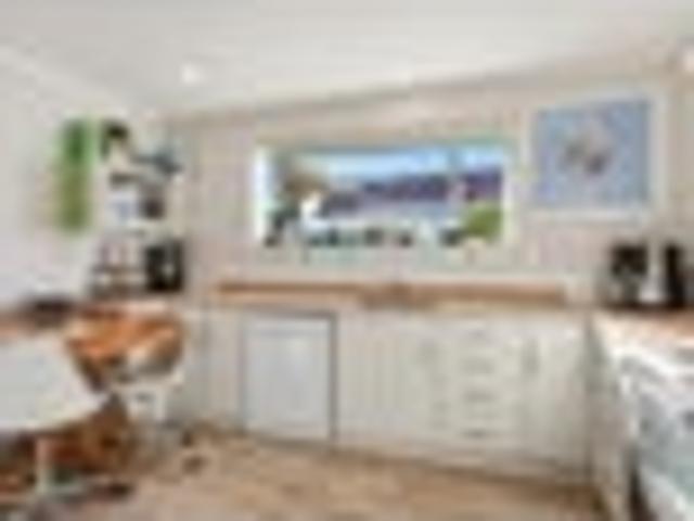Townhouse for sale in Otakou