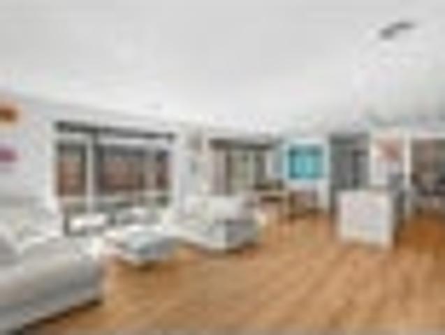House for sale in Chaslands, Canterbury