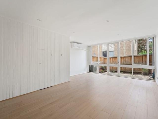 Townhouse for rent in Camerons Creek, Victoria