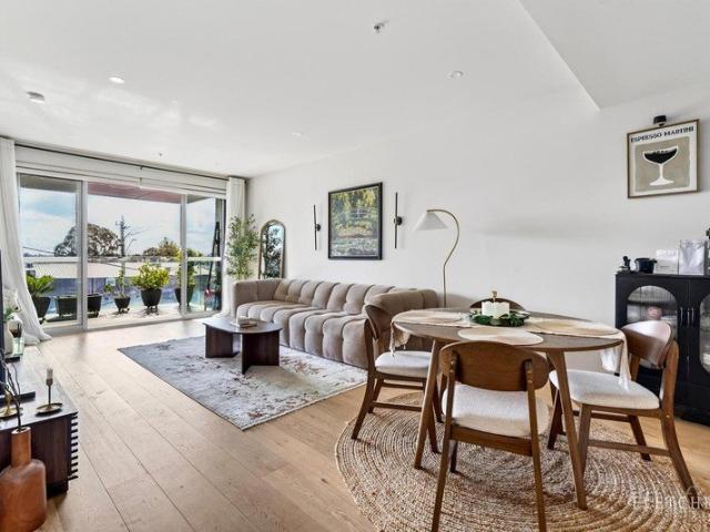 Apartment for sale in Doncaster, Melbourne