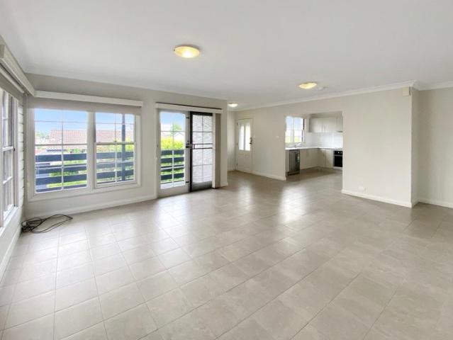 Townhouse for rent in Sydney, New South Wales