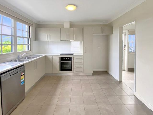 Townhouse for rent in Sydney, New South Wales