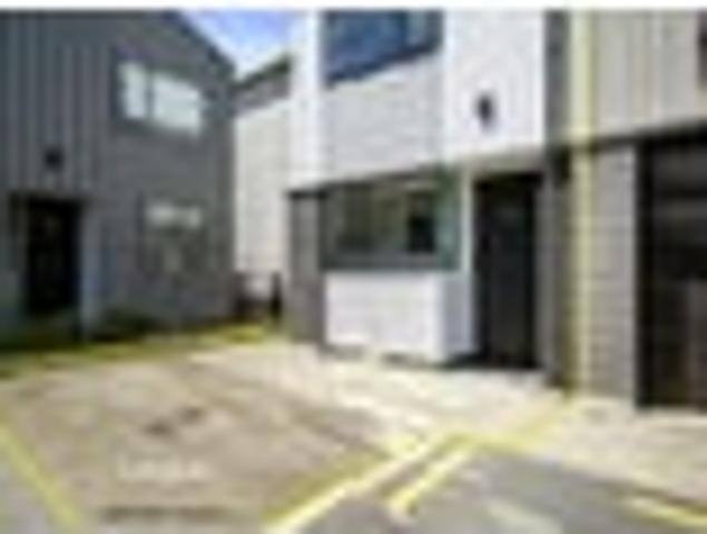 Townhouse for sale in Days Bay, Wellington