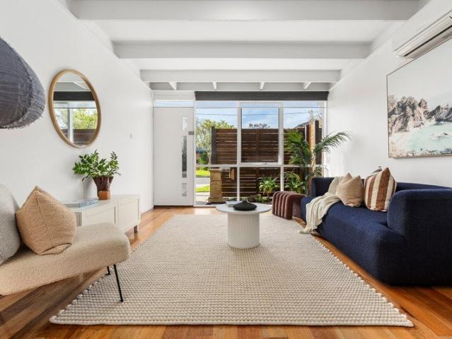 Apartment for sale in Mentone, Melbourne