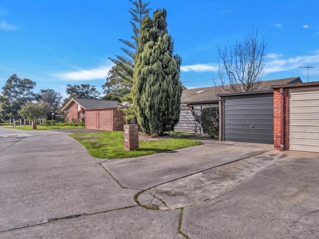Apartment for sale in Camerons Creek, Victoria
