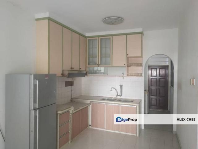 Flat for sale in Mukim 13, Georgetown