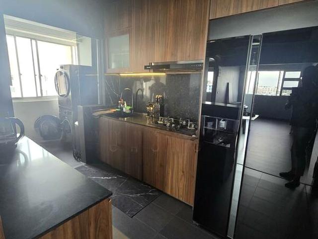 Detached House for rent