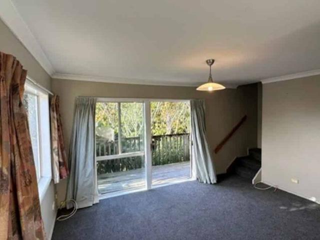 House for rent in Beach Haven, Kaipātiki