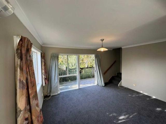House for rent in Beach Haven, Kaipātiki