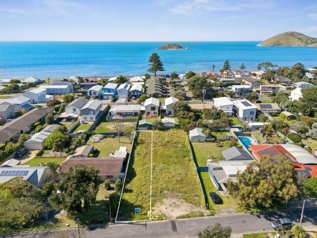 Land for sale in Encounter Bay, City of Victor Harbor