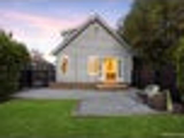 Townhouse for sale in Saint Albans, Linwood-Central-Heathcote Community