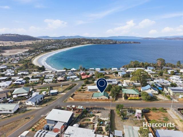 House for sale in Primrose Sands, Tasmania