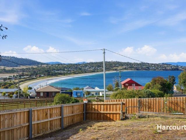 House for sale in Primrose Sands, Tasmania