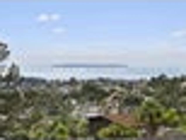 Apartment for sale in Paremoremo