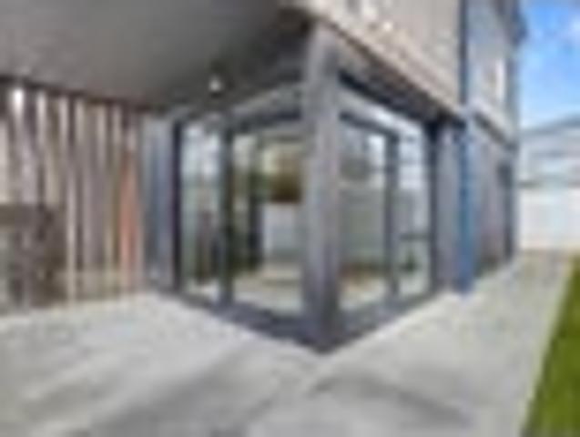 Townhouse for sale in Paremoremo