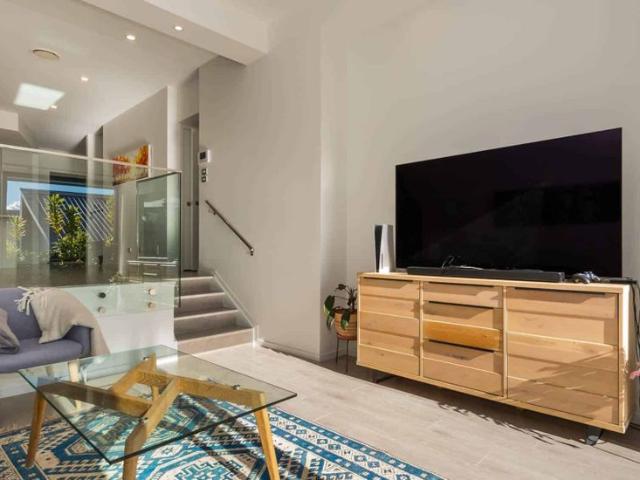 Townhouse for rent in Whangaparaoa, Oroua County