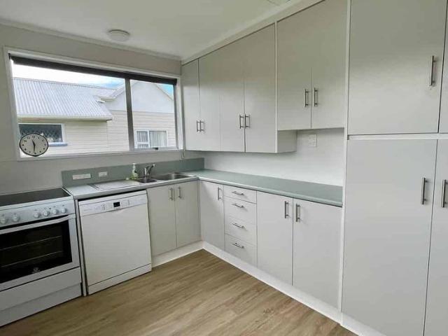 Townhouse for rent in Otakou