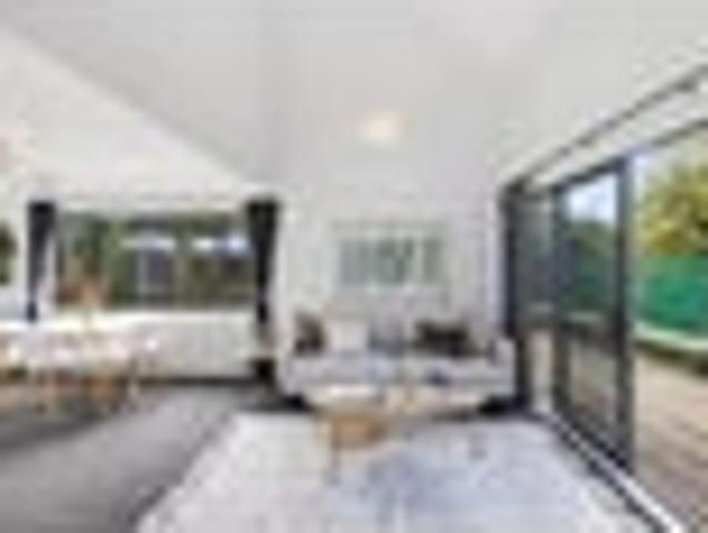 House for sale in Avondale, Oroua County
