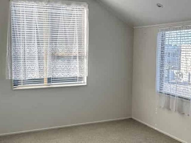 Townhouse for rent in Hillersden, Oroua County