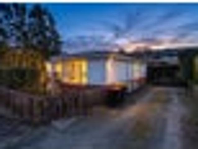 House for sale in Otakou