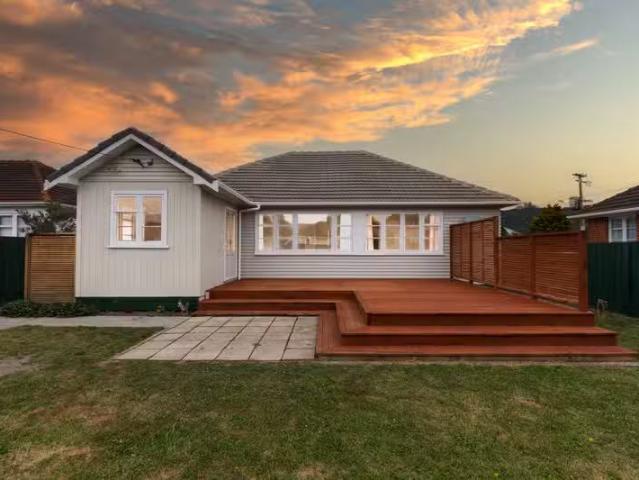 House for sale in Days Bay, Wellington