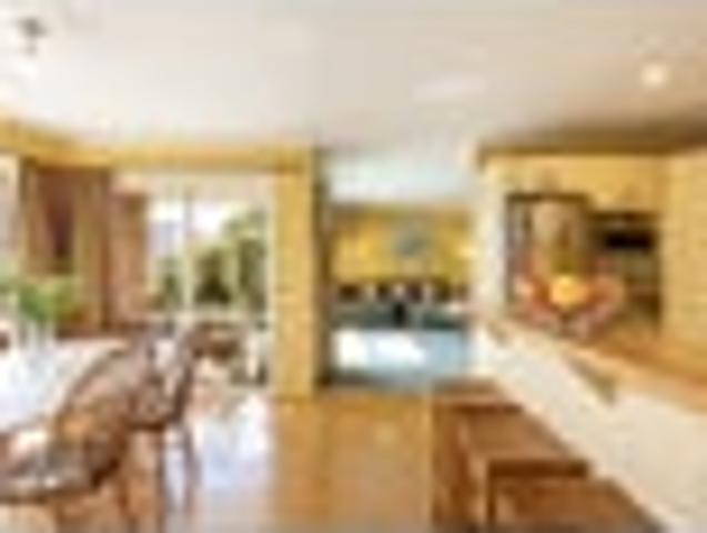 House for sale in Otakou